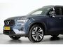 Volvo XC40 B4 197PK Plus Dark | 360 | Pixel Led | Trekhaak | Panoramadak | Getint Glas