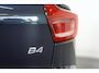 Volvo XC40 B4 197PK Plus Dark | 360 | Pixel Led | Trekhaak | Panoramadak | Getint Glas