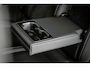 Volvo XC40 B4 197PK Plus Dark | 360 | Pixel Led | Trekhaak | Panoramadak | Getint Glas