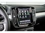 Volvo XC40 B4 197PK Plus Dark | 360 | Pixel Led | Trekhaak | Panoramadak | Getint Glas