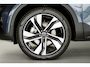 Volvo XC40 B4 197PK Plus Dark | 360 | Pixel Led | Trekhaak | Panoramadak | Getint Glas