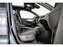 Volvo XC40 B4 197PK Plus Dark | 360 | Pixel Led | Trekhaak | Panoramadak | Getint Glas