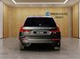 Volvo XC60 2.0 T6 Plug-in hybrid AWD Ultra Dark | Trekhaak | Harman Kardon | Stoel + Stuur Verwarming | Panoramadak | 360 Camera |