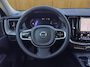 Volvo XC60 2.0 T6 Plug-in hybrid AWD Ultra Dark | Trekhaak | Harman Kardon | Stoel + Stuur Verwarming | Panoramadak | 360 Camera |