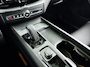 Volvo XC60 T6 Plug-in hybrid AWD Plus Dark | Panoramadak | Parkeercamera | Stoel- en Stuurverwarming