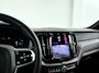 Volvo XC60 T6 Plug-in hybrid AWD Plus Dark | Panoramadak | Parkeercamera | Stoel- en Stuurverwarming