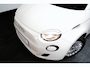 Fiat 500e Icon 42 kWh Apple CarPlay/Android Auto | Climate Controle | Cruise Controle | | Airco (automatisch) | Apple Carplay/Android Auto|telefoonintegratie premium | Bluetooth telefoonvoorbereiding