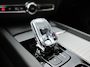 Volvo XC60 2.0 R-Design 398PK AWD Long Range | Pano | H&K | Orrefors | Leder | Memory | Carplay - Android | Keyless | 360 | Trekhaak | Led | Adaptive Cruise | Stoelverwarming voor & achter | Stuurwielverwarming | Digital Dash | Dodehoek Detectie