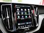 Volvo XC60 2.0 R-Design 398PK AWD Long Range | Pano | H&K | Orrefors | Leder | Memory | Carplay - Android | Keyless | 360 | Trekhaak | Led | Adaptive Cruise | Stoelverwarming voor & achter | Stuurwielverwarming | Digital Dash | Dodehoek Detectie