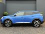 Peugeot 2008 1.2 PureTech Blue Lease Allure ✓2e Eigenaar✓360° Camera✓Draadloze telefoonlader✓Carplay✓6 bak✓Halfleder✓Navi✓Clima✓Cruise✓17'' Lmv✓Rijstrooksensor✓102pk✓Dealer onderhouden✓N.A.P✓Apk tot 04-2027