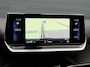 Peugeot 2008 1.2 PureTech Blue Lease Allure ✓2e Eigenaar✓360° Camera✓Draadloze telefoonlader✓Carplay✓6 bak✓Halfleder✓Navi✓Clima✓Cruise✓17'' Lmv✓Rijstrooksensor✓102pk✓Dealer onderhouden✓N.A.P✓Apk tot 04-2027