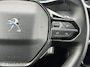 Peugeot 2008 1.2 PureTech Blue Lease Allure ✓2e Eigenaar✓360° Camera✓Draadloze telefoonlader✓Carplay✓6 bak✓Halfleder✓Navi✓Clima✓Cruise✓17'' Lmv✓Rijstrooksensor✓102pk✓Dealer onderhouden✓N.A.P✓Apk tot 04-2027