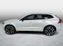 Volvo XC60 2.0 T6 Plug-in Hybrid AWD R-Design | Panoramadak | Harman Kardon Audio | Head-up Display | Lichtmetalen Velgen 22 inch | 360 Graden Camera | Keyless Entry | Elektrische Achterklep | Stoelverwarming voor en achter | Cruise Control Adaptief | BLIS | Navigatie | Apple Carplay | Android Auto