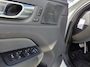 Volvo XC60 2.0 T6 Plug-in Hybrid AWD R-Design | Panoramadak | Harman Kardon Audio | Head-up Display | Lichtmetalen Velgen 22 inch | 360 Graden Camera | Keyless Entry | Elektrische Achterklep | Stoelverwarming voor en achter | Cruise Control Adaptief | BLIS | Navigatie | Apple Carplay | Android Auto