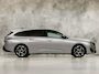 Peugeot 308 SW 1.6 Plug-in Hybrid 180 Allure 180Pk Automaat (APPLE CARPLAY, GROOT NAVI, 360 CAMERA, LEDER, SPORTSTOELEN, GETINT GLAS, ADAPTIVE CRUISE, KEYLESS, NIEUWSTAAT)