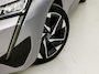 Peugeot 308 SW 1.6 Plug-in Hybrid 180 Allure 180Pk Automaat (APPLE CARPLAY, GROOT NAVI, 360 CAMERA, LEDER, SPORTSTOELEN, GETINT GLAS, ADAPTIVE CRUISE, KEYLESS, NIEUWSTAAT)