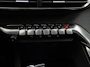 Peugeot 5008 1.2 PureTech Allure 7 Persoons Automaat (PANORAMADAK, APPLE CARPLAY, GROOT NAVI, 360 CAMERA, KEYLESS, SPORTSTOELEN, GETINT GLAS, LANE ASSIST, NIEUWSTAAT)