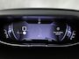 Peugeot 5008 1.2 PureTech Allure 7 Persoons Automaat (PANORAMADAK, APPLE CARPLAY, GROOT NAVI, 360 CAMERA, KEYLESS, SPORTSTOELEN, GETINT GLAS, LANE ASSIST, NIEUWSTAAT)