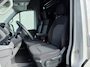 Volkswagen Crafter 35 2.0 TDI L3H3 RWD Camera Carplay Cruise Navigatie Laadruimte betimmert