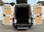 Volkswagen Crafter 35 2.0 TDI L3H3 RWD Camera Carplay Cruise Navigatie Laadruimte betimmert
