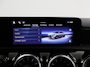 Mercedes-Benz A-klasse 180 Star Edition AMG Line | Night | Multibeam | Panoramadak | Sfeerverlichting | Stoelverwarming | Achteruitrijcamera |