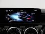 Mercedes-Benz A-klasse 180 Star Edition AMG Line | Night | Multibeam | Panoramadak | Sfeerverlichting | Stoelverwarming | Achteruitrijcamera |