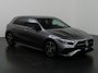 Mercedes-Benz A-klasse 180 Star Edition AMG Line | Night | Multibeam | Panoramadak | Sfeerverlichting | Stoelverwarming | Achteruitrijcamera |