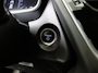 Toyota Corolla Cross Hybrid 200 Style Limited | Dealer onderhouden | Stoel+stuurverwarming | Dodehoek detectie | Elektrische achterklep | Parkeersensoren voor+achter | Draadloze telefoonlader |