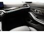 BMW 3-Serie 320e xDrive High Executive Aut. [ Panoramadak Camera Stoelverwarming ]
