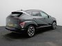 Hyundai Kona Electric Premium 65.4 kWh | Wit leder | 360 camera | Elektrische bedienbare voorstoelen | | Achterruitverwarming | Achterstoelen verwarmd | Achteruitrijcamera