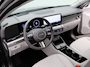 Hyundai Kona Electric Premium 65.4 kWh | Wit leder | 360 camera | Elektrische bedienbare voorstoelen | | Achterruitverwarming | Achterstoelen verwarmd | Achteruitrijcamera