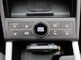 Hyundai Kona Electric Premium 65.4 kWh | Wit leder | 360 camera | Elektrische bedienbare voorstoelen | | Achterruitverwarming | Achterstoelen verwarmd | Achteruitrijcamera