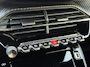 Peugeot 208 1.2T 100pk GT-Line | Climate control | Navigatie via Apple/Android | Trekhaak | 17" Lm velgen | Camera