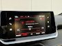 Peugeot 208 1.2T 100pk GT-Line | Climate control | Navigatie via Apple/Android | Trekhaak | 17" Lm velgen | Camera