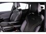 Volkswagen ID.4 Pro Business 77 kWh 204pk Automaat Trekhaak, Warmtepomp, Adaptive cruise control, Achteruitrijcamera, LED matrix koplampen, App connect, Parkeersensoren