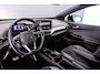 Volkswagen ID.4 Pro Business 77 kWh 204pk Automaat Trekhaak, Warmtepomp, Adaptive cruise control, Achteruitrijcamera, LED matrix koplampen, App connect, Parkeersensoren