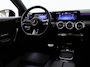 Mercedes-Benz A-klasse 180 Business Solution AMG | Night | Panoramadak | Multibeam | Widescreen | Achteruitrijcamera | Sfeerverlichting | Stoelverwarming |