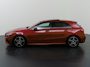 Mercedes-Benz A-klasse 180 Business Solution AMG | Night | Panoramadak | Multibeam | Widescreen | Achteruitrijcamera | Sfeerverlichting | Stoelverwarming |