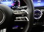 Mercedes-Benz A-klasse 180 Business Solution AMG | Night | Panoramadak | Multibeam | Widescreen | Achteruitrijcamera | Sfeerverlichting | Stoelverwarming |