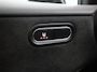 Mercedes-Benz A-klasse 180 Star Edition AMG Line | Night | Panoramadak | Sfeerverlichting | MULTIBEAM LED | Stoelverwarming | Sfeerverlichting |
