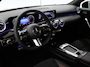 Mercedes-Benz A-klasse 180 Star Edition AMG Line | Night | Panoramadak | Sfeerverlichting | MULTIBEAM LED | Stoelverwarming | Sfeerverlichting |