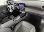 Mercedes-Benz A-klasse 180 Star Edition | Widescreen | Achteruitrijcamera | Led-koplampen | Parkeer assistent | Stoelverwarming |