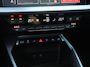 Audi A3 Sportback 45 TFSI e S edition Competition | Panorama dak | Sonos | Achteruitrijcamera | Verwarmbare voorstoelen | Navigatie |