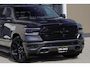 Dodge Ram SPORT | MEEST VOLLE RAM | €69950,- excl | 5.7 V8 HEMI | LUCHTVERING | HUD | MWK | PANO | VOL DIGI SCHERMEN | NIGHT EDITION | DUBBELE CABINE | 5 PERSOONS | DC | CREW CAB | TOP STAAT | KLEUR: GRANITE NIGHT EDITION GEWELDIGE KLEUR |