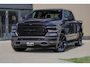 Dodge Ram SPORT | MEEST VOLLE RAM | €69950,- excl | 5.7 V8 HEMI | LUCHTVERING | HUD | MWK | PANO | VOL DIGI SCHERMEN | NIGHT EDITION | DUBBELE CABINE | 5 PERSOONS | DC | CREW CAB | TOP STAAT | KLEUR: GRANITE NIGHT EDITION GEWELDIGE KLEUR |