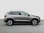 Skoda Karoq 1.5 TSI ACT 150pk Automaat Business Edition | Schuifdak | Trekhaak | Stoelverwarming | Stuurverwarming | Camera | Carplay | Elektrische achterklep