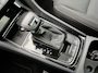 Skoda Karoq 1.5 TSI ACT 150pk Automaat Business Edition | Schuifdak | Trekhaak | Stoelverwarming | Stuurverwarming | Camera | Carplay | Elektrische achterklep