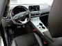 Hyundai Kona Electric EV Fashion 64 kWh | SOH 99,9 % | Warmtepomp | Navigatie | VERWACHT! |