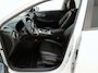 Hyundai Kona Electric EV Fashion 64 kWh | SOH 99,9 % | Warmtepomp | Navigatie | VERWACHT! |
