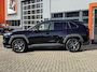 Toyota RAV4 2.5 Hybrid AWD Black Edition / Allseason Banden / Trekhaak 1650kg Trekgewicht / SCM Alarmcertificaat / Elektrisch Verstelbare Stoelen /